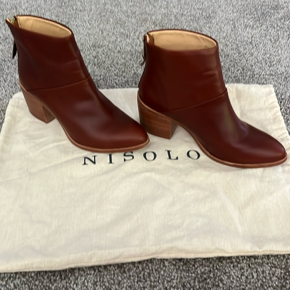 Dari Ankle Boot Nisolo
